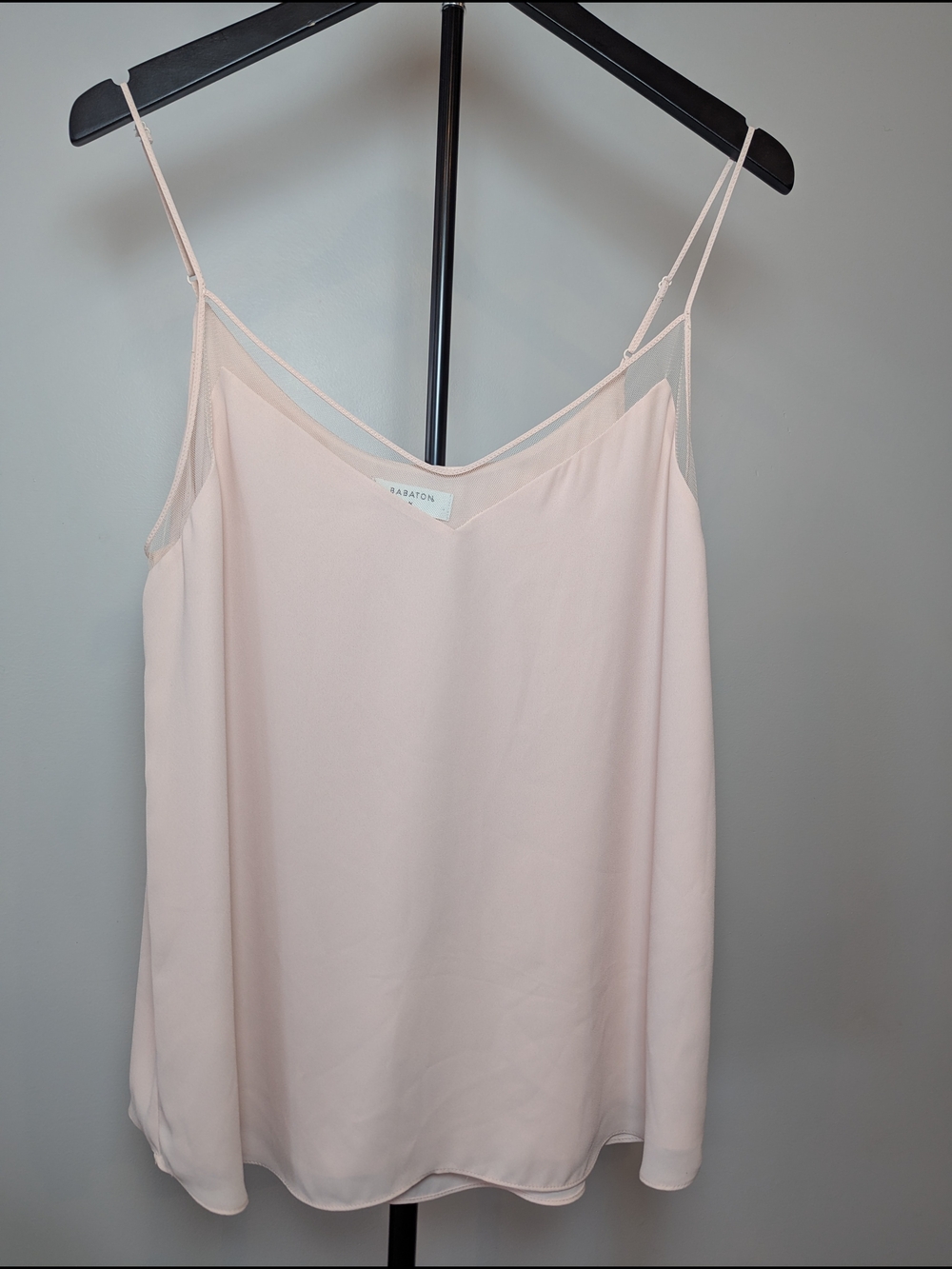 Aritzia BABATON Women's Size M Galen Blush V Neck Mesh Detail Camisole Tank Top